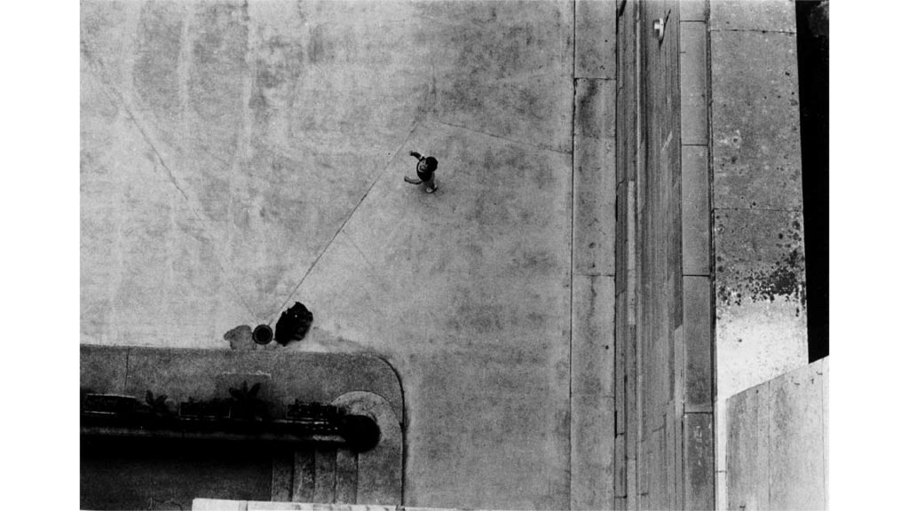 Gérard Castello-Lopes - Paris, 1983, Photograph, 54 x 43cm